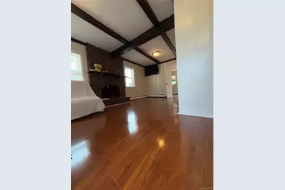1800 Newbridge Road, North Bellmore, NY 11710 - Photo 4