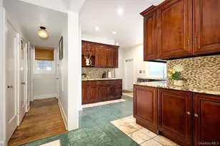 70 Frederick Pl, Mount Vernon, NY 10552 - Photo 22
