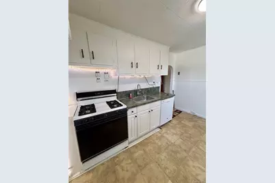254 Hempstead Avenue, Rockville Centre, NY 11570 - Photo 2