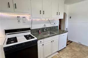 254 Hempstead Ave, Rockville Centre, NY 11570 - Photo 2