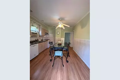 254 Hempstead Avenue, Rockville Centre, NY 11570 - Photo 8