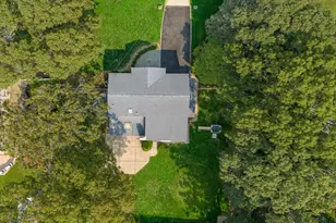 70 Woodview Ln, Centereach, NY 11720 - Photo 34
