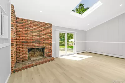 70 Woodview Lane, Centereach, NY 11720 - Photo 14