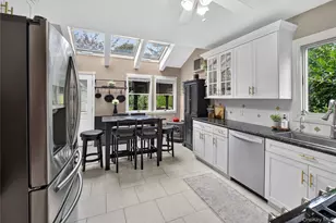 54 Denton Ave, East Rockaway, NY 11518 - Photo 16