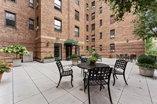 35 Parkview Ave, Bronxville, NY 10708 - Photo 24