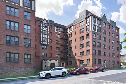 590 E 3rd Street #1M, Mount Vernon, NY 10553 - Photo 1