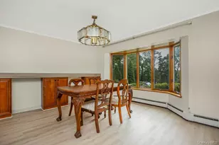 6 Village Dr, Jericho, NY 11753 - Photo 8