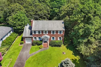 515 The Greenway, East Marion, NY 11939 - Photo 4