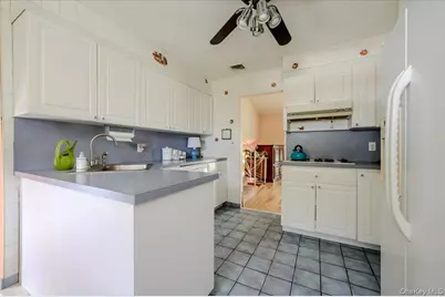3291 Wolfson Drive, Baldwin, NY 11510 - Photo 8