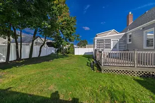 837 Edward St, Baldwin, NY 11510 - Photo 6