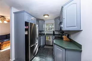 51 Fair Harbor Dr, Patchogue, NY 11772 - Photo 6