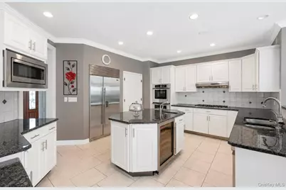 55 Casey Lane, Mount Sinai, NY 11766 - Photo 12