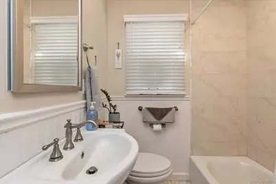 58 Alexine Avenue, East Rockaway, NY 11518 - Photo 10