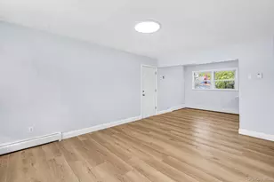 556 S Bayview Ave, Freeport, NY 11520 - Photo 12