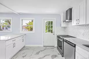 556 S Bayview Ave, Freeport, NY 11520 - Photo 6