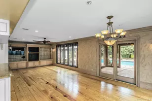 189 Lodge Ave, Huntington Station, NY 11746 - Photo 10
