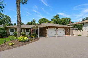 189 Lodge Ave, Huntington Station, NY 11746 - Photo 2