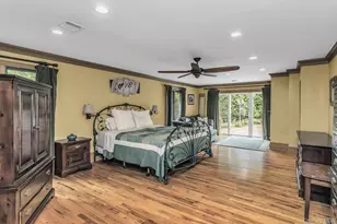 189 Lodge Ave, Huntington Station, NY 11746 - Photo 22
