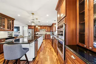 1536 Winganhauppauge Rd, Islip, NY 11751 - Photo 6