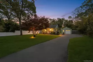 34 Ormond Ave, Selden, NY 11784 - Photo 4