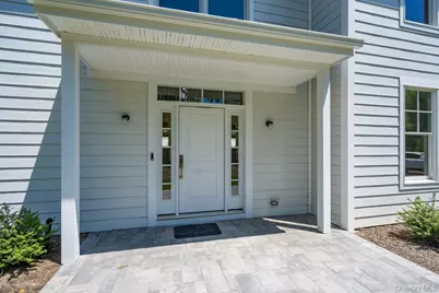 44 Plainview Road, Woodbury, NY 11797 - Photo 4