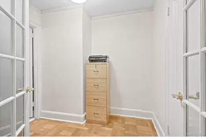 910 Stuart Avenue #2EF, Mamaroneck, NY 10543 - Photo 18