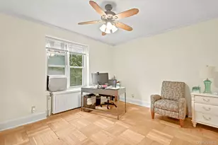 910 Stuart Ave, Mamaroneck, NY 10543 - Photo 16