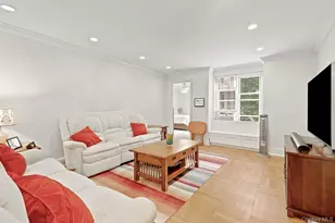 910 Stuart Ave, Mamaroneck, NY 10543 - Photo 6