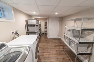 1814 Robin Ln, Bellmore, NY 11710 - Photo 22
