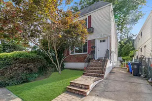 42-17 Marathon Pkwy, Little Neck, NY 11363 - Photo 2