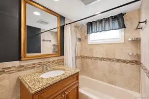 3 Humming Ln, Coram, NY 11727 - Photo 22