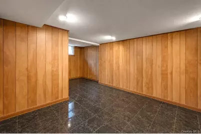 164 Bark Avenue, Central Islip, NY 11722 - Photo 24