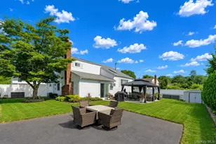 164 Bark Ave, Central Islip, NY 11722 - Photo 8