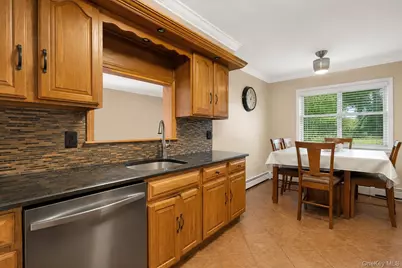 164 Bark Avenue, Central Islip, NY 11722 - Photo 18