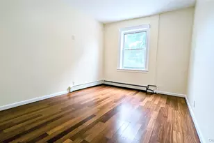 12-15 31st Dr, Astoria, NY 11106 - Photo 10