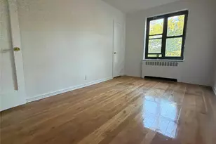 21 Schenck Ave, Great Neck, NY 11021 - Photo 6