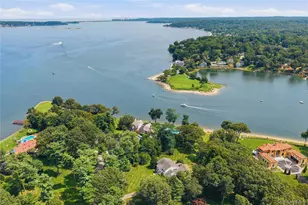 6 Lighthouse Point, Lloyd Harbor, NY 11743 - Photo 2