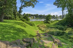 6 Lighthouse Point, Lloyd Harbor, NY 11743 - Photo 28