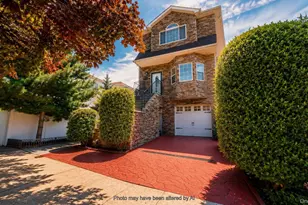 810 Nugent Ave, New York, NY 10306 - Photo 1