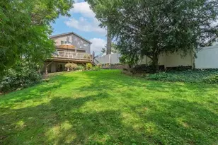 3 Woodland Ave, Glenwood Landing, NY 11547 - Photo 26