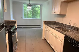 3 Hook Rd, Poughkeepsie, NY 12601 - Photo 6