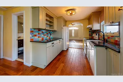 712 Parsonage Street #2, Baldwin, NY 11510 - Photo 2
