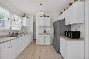 221-18 110th Ave, Queens Village, NY 11429 - Photo 18