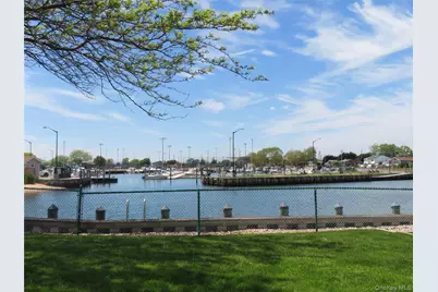463 Mariners Way, Copiague, NY 11726 - Photo 42