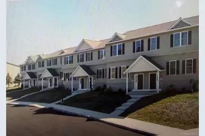 75 Hudson Circle #36, Marlboro, NY 12542 - Photo 2