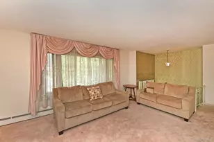 1699 Meadowbrook Rd, Merrick, NY 11566 - Photo 4