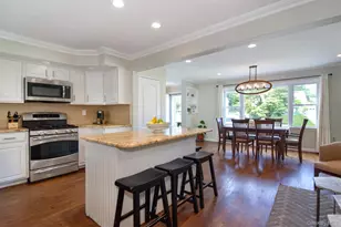 21 Eunice Ct, Tarrytown, NY 10591 - Photo 2