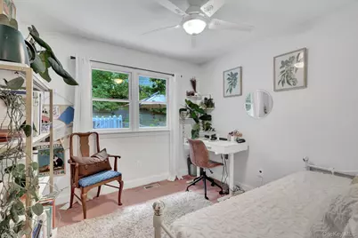 26 Greenlawn Road, Sound Beach, NY 11789 - Photo 18