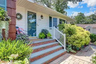 26 Greenlawn Rd, Sound Beach, NY 11789 - Photo 4
