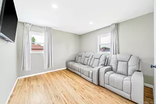 95 Colonial Dr, Massapequa, NY 11758 - Photo 26